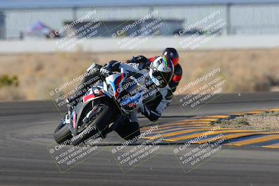 media/Dec-18-2022-SoCal Trackdays (Sun) [[8099a50955]]/Turn 4 (1pm)/